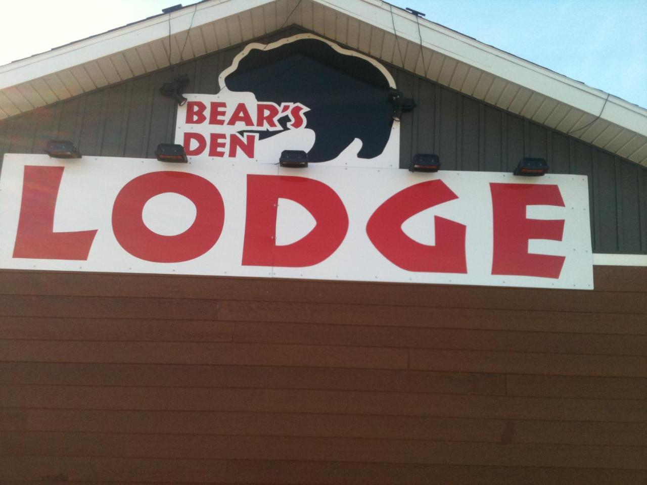 Bear'S Den Lodge Shaunavon Екстериор снимка